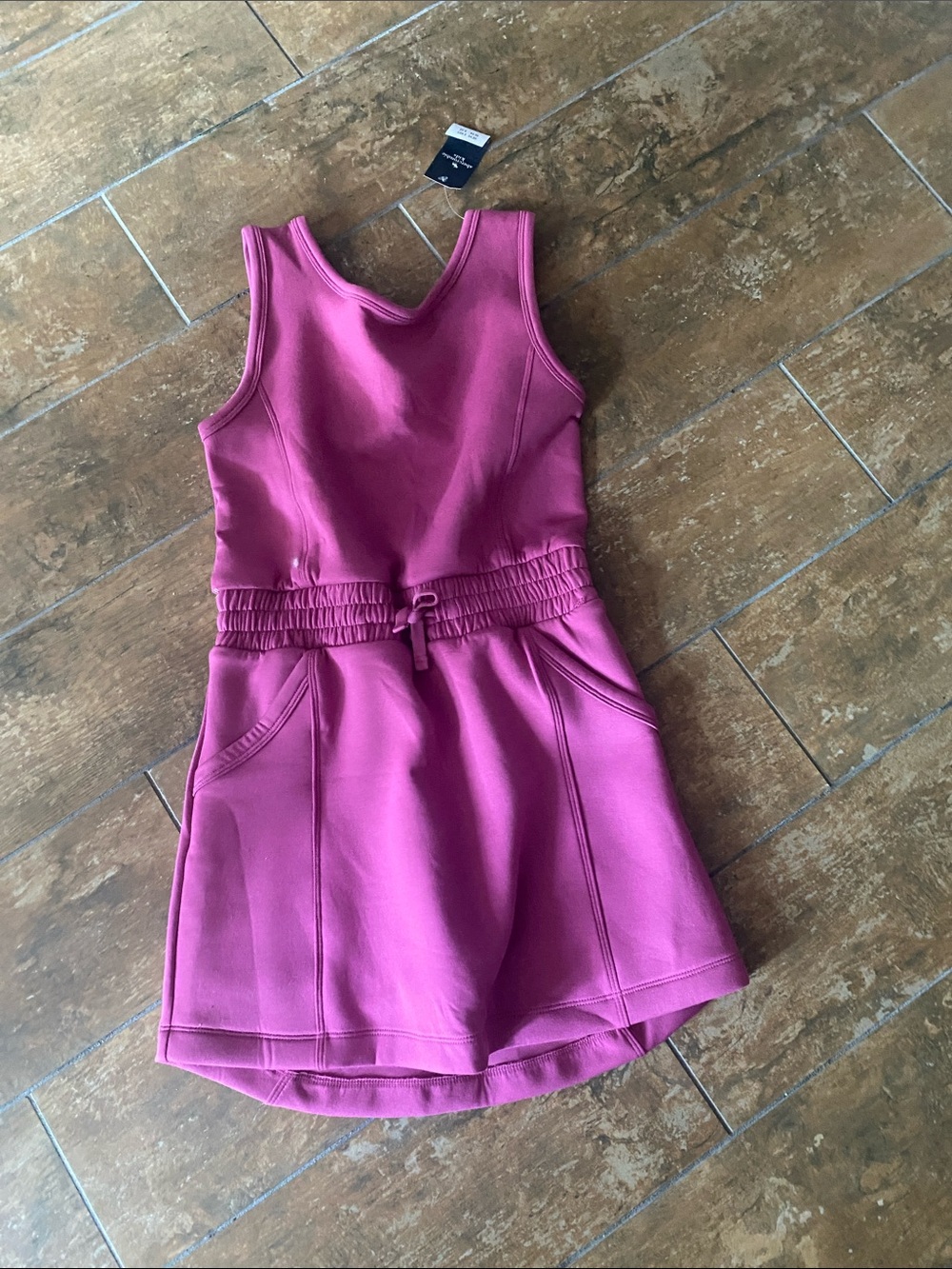 Girls' Sleeveless Active Dress w/ Drawstring Waist & Pockets. NWT. Size 9/10.